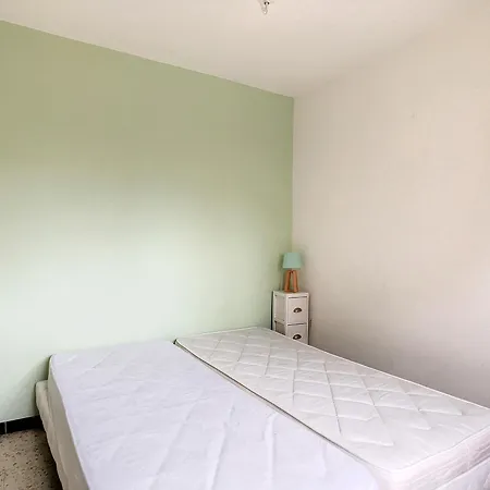 2 Pieces Renove Proche Avec Loggia Vitree, Tv, Local Velos Et Parking - Fr-1-715-66 Apartman
