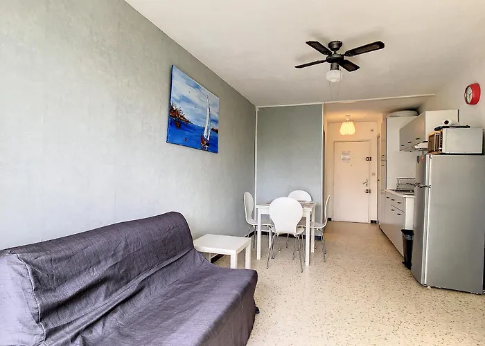 2 Pieces Renove Proche Avec Loggia Vitree, Tv, Local Velos Et Parking - Fr-1-715-66 Mauguio